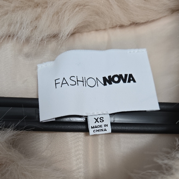 Fashion Nova Faux Fur Cropped Jacket - Beige/Cream - Picture 3 of 10